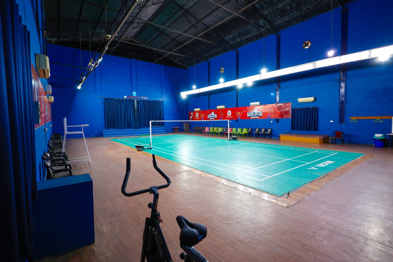 Badminton Hall