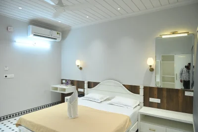 GUESTHOUSE1
